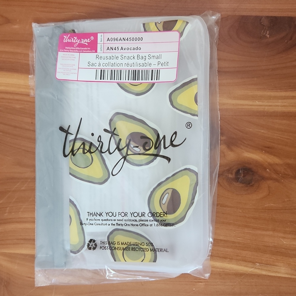 NWT Thirty-One Small Reusable Snack Bag Avocado Print